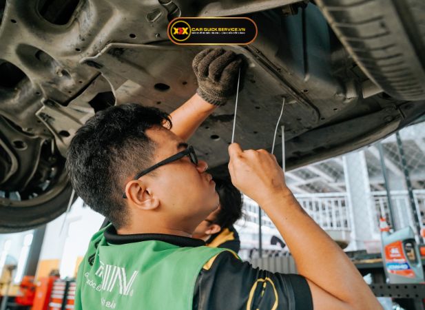 CarQuickService - Garage bảo dưỡng gầm ô tô chuyên nghiệp, nhanh chóng tại TPHCM