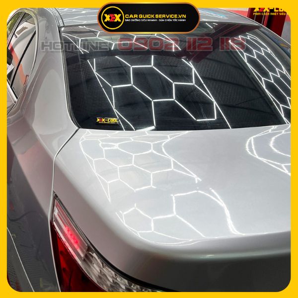Dán phim siêu cách nhiệt ô tô 4 chỗ XEX-COOL