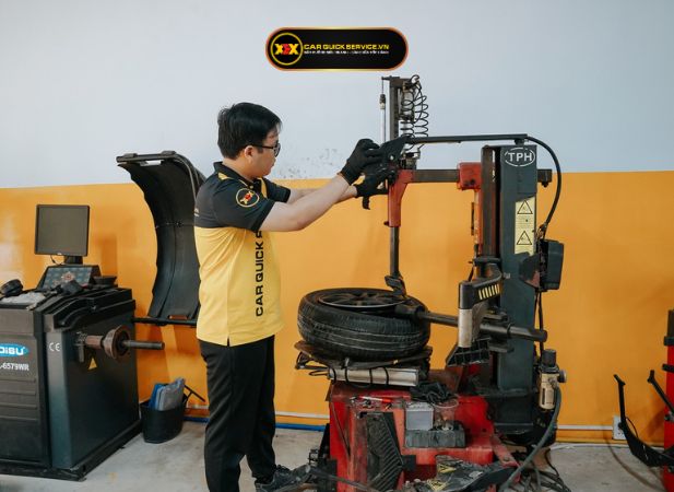 Những lý do cần thay lốp xe ô tô
