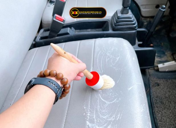 Quy trình bảo dưỡng ghế da ô tô chuyên nghiệp