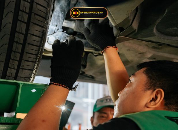 Quy trình kiểm tra gầm xe ô tô chuyên nghiệp - CarQuickService
