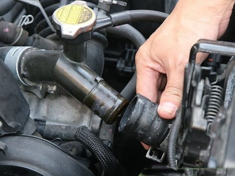 Xe bị ngộp xăng