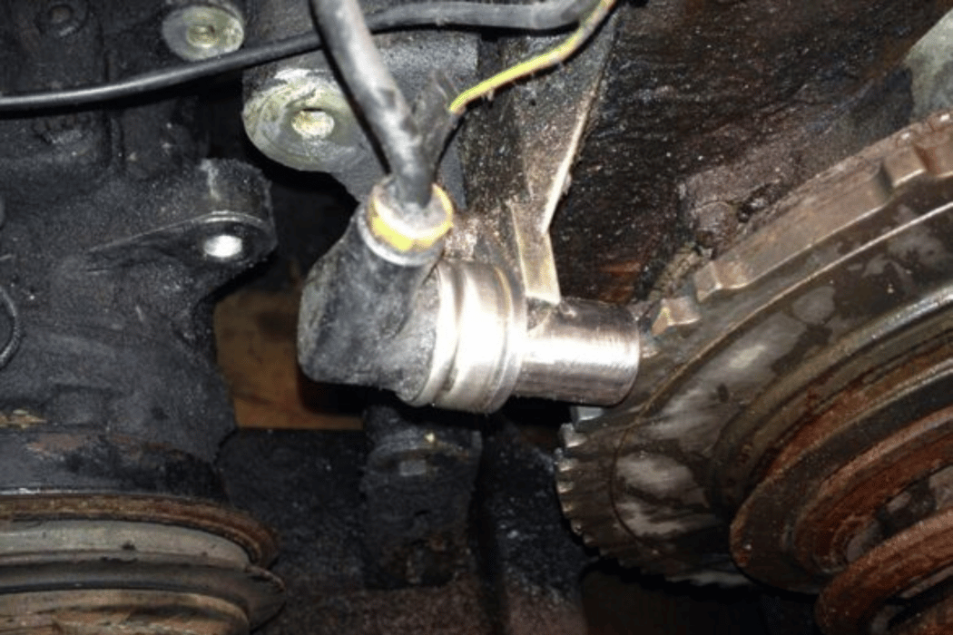 Cảm Biến Trục Khuỷu Hỏng: Vì Sao Có Thể Khiến Động Cơ Ngừng Hoạt Động?